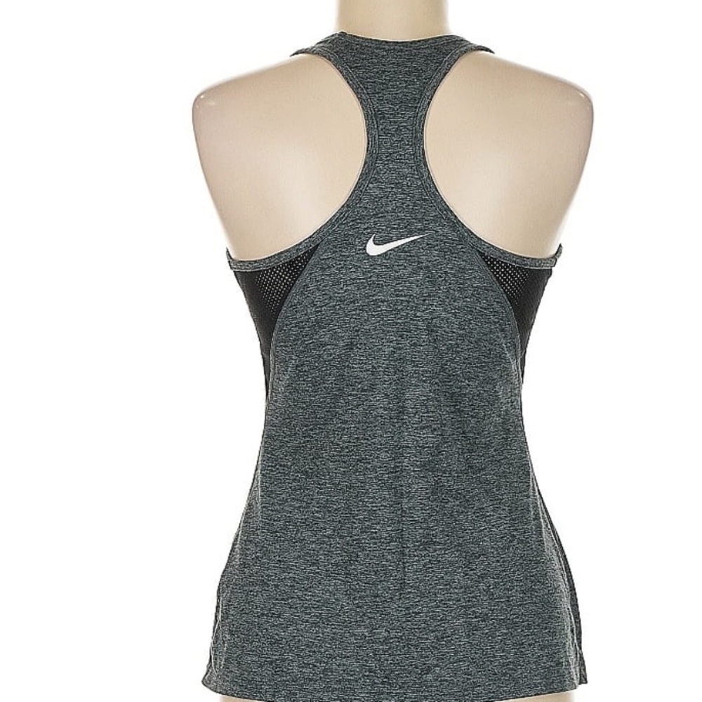 Nike Gray Fitted Sleeveless Tank Top